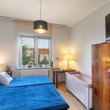 Apartment Cozy 2 Bedroom In
